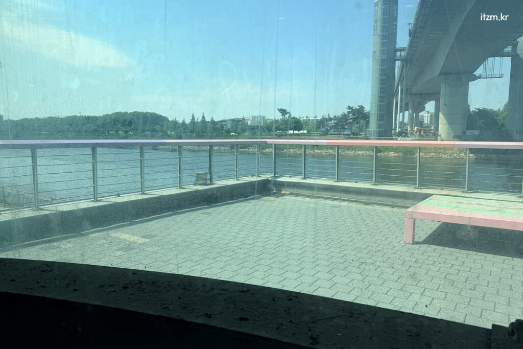 귤현타워 엘레베이터에서 본 바깥 풍경